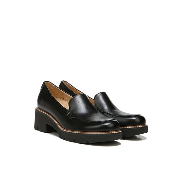 Naturalizer Womens Cabaret Lug Sole Loafer Black 8.5 M - Picture 1 of 1
